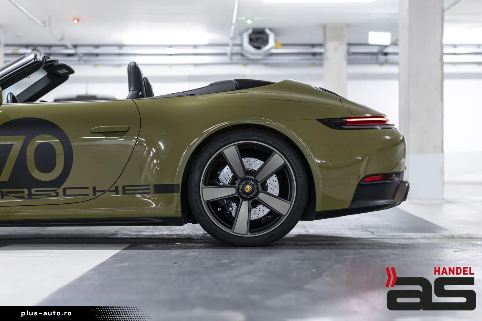 PORSCHE 992 911 GTS Spirit 70  Inno Lift Clubleder Bose