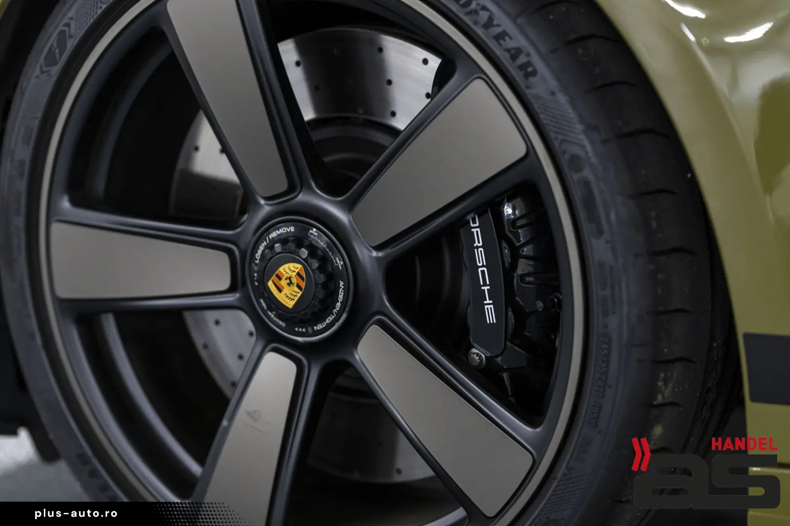 PORSCHE 992 911 GTS Spirit 70  Inno Lift Clubleder Bose