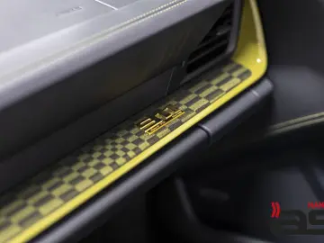PORSCHE 992 911 GTS Spirit 70  Inno Lift Clubleder Bose