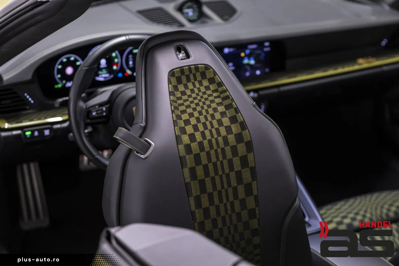 PORSCHE 992 911 GTS Spirit 70  Inno Lift Clubleder Bose