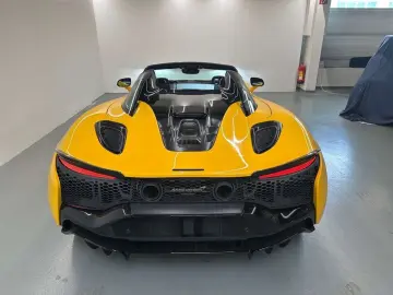 McLaren Artura Artura Spider   MSO Volcano Yellow   1. B