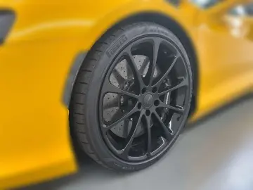 McLaren Artura Artura Spider   MSO Volcano Yellow   1. B