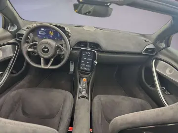 McLaren Artura Artura Spider   MSO Volcano Yellow   1. B