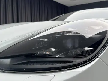 Porsche Panamera 4 GTS
