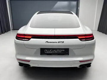 Porsche Panamera 4 GTS