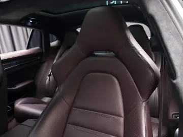 Porsche Panamera 4 GTS