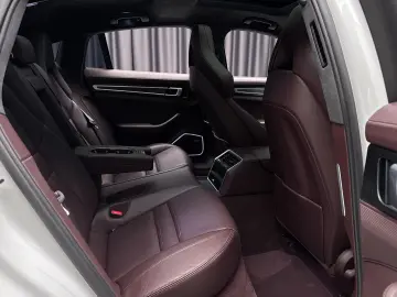 Porsche Panamera 4 GTS