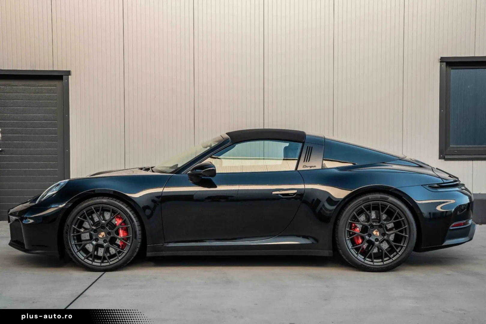 PORSCHE 992.2 4 GTS Targa Lift Bose Garantie