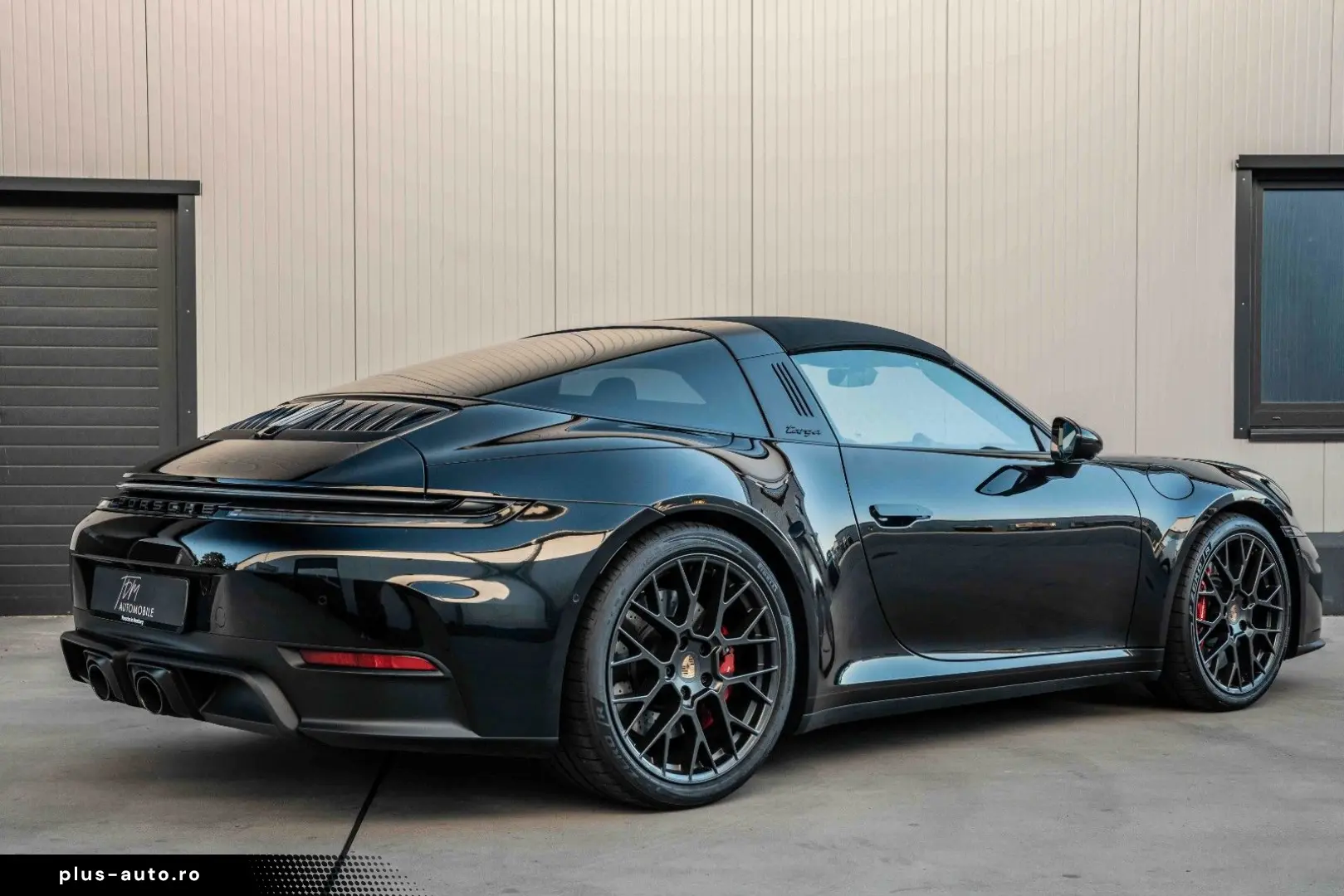 PORSCHE 992.2 4 GTS Targa Lift Bose Garantie