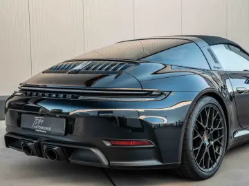 PORSCHE 992.2 4 GTS Targa Lift Bose Garantie