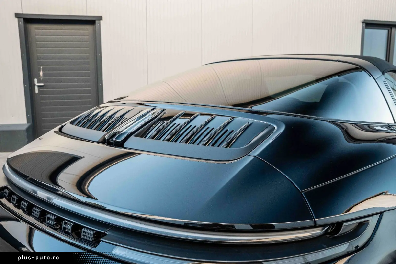 PORSCHE 992.2 4 GTS Targa Lift Bose Garantie
