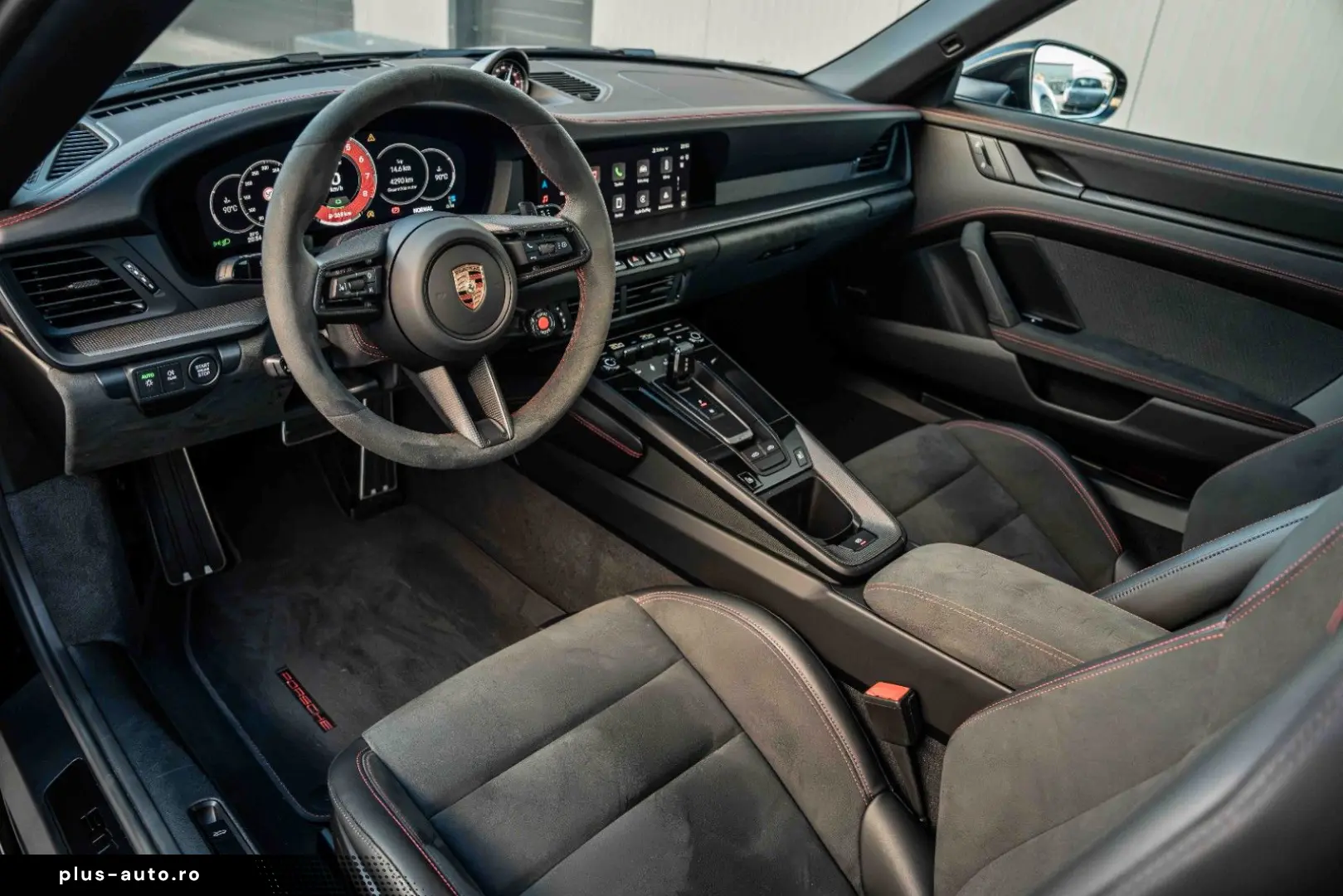 PORSCHE 992.2 4 GTS Targa Lift Bose Garantie