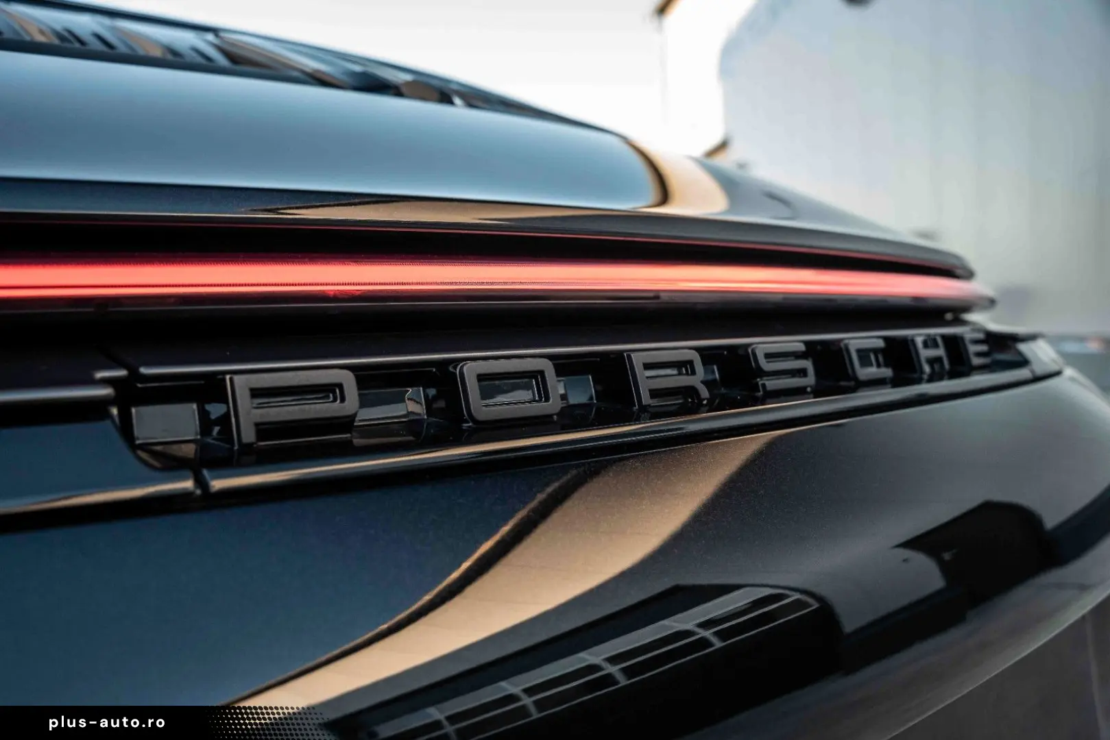 PORSCHE 992.2 4 GTS Targa Lift Bose Garantie