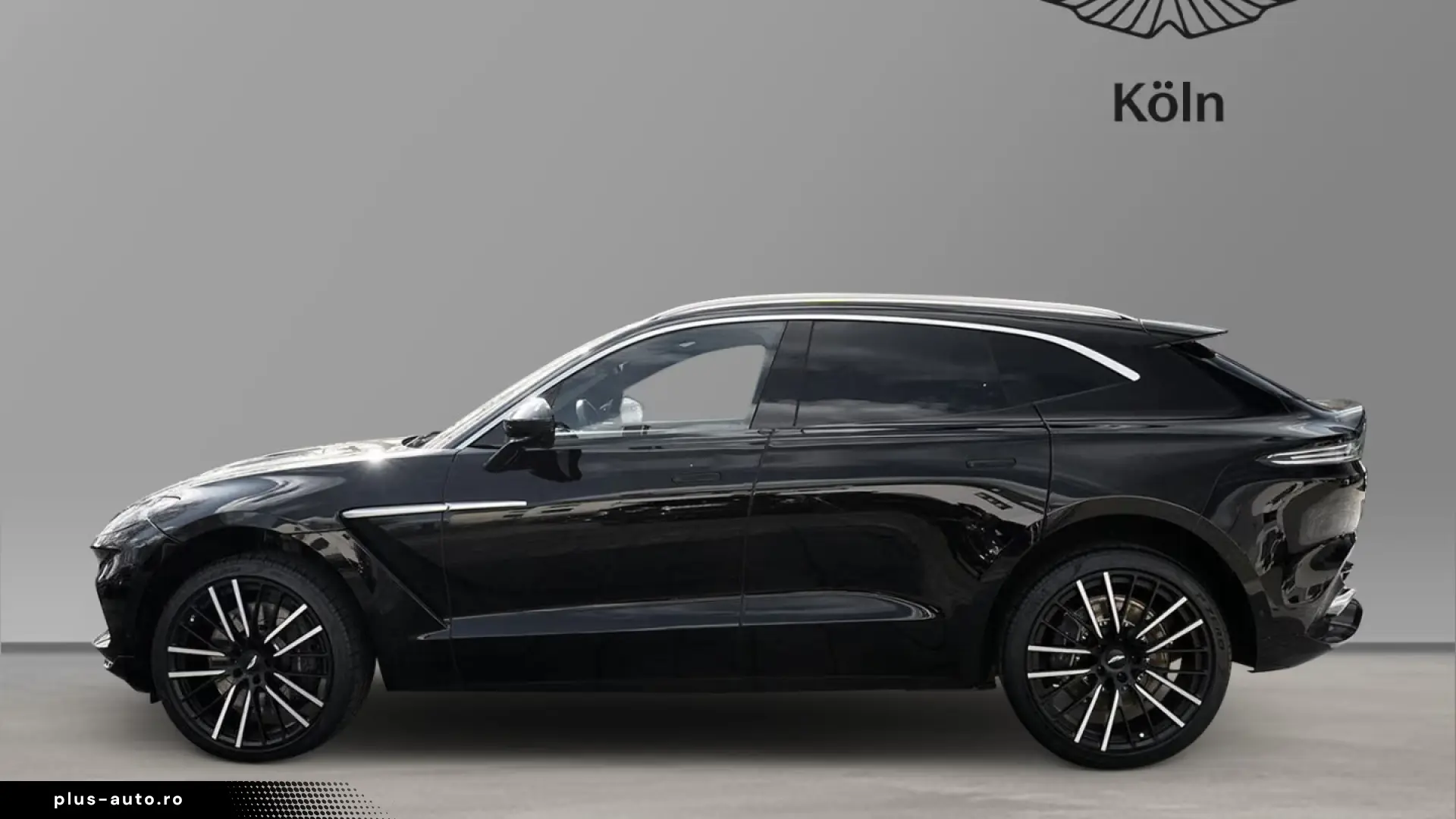 Aston Martin DBX 550  Jet Black   Onyx Black