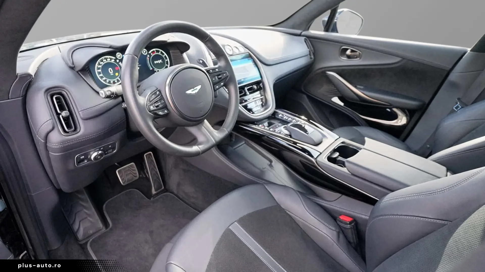 Aston Martin DBX 550  Jet Black   Onyx Black