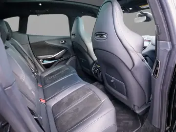 Aston Martin DBX 550  Jet Black   Onyx Black