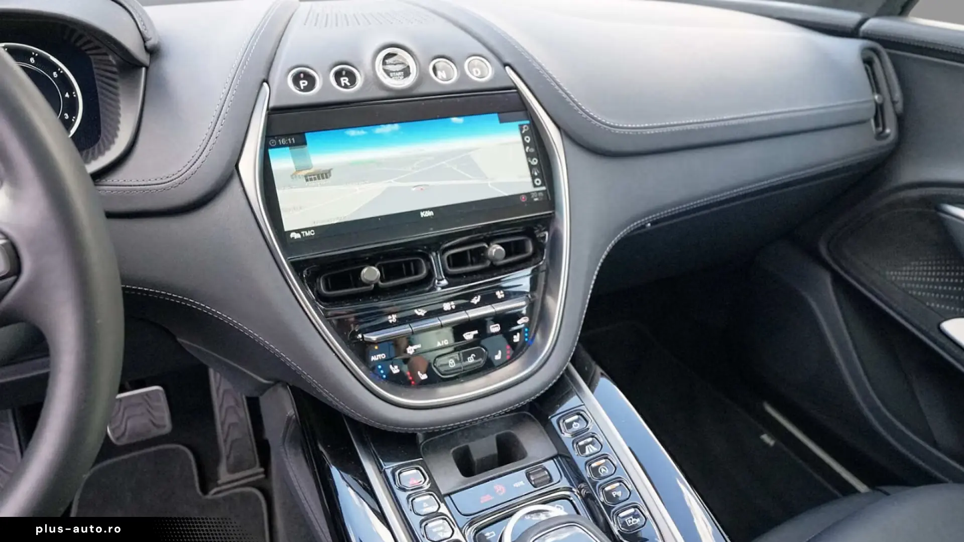 Aston Martin DBX 550  Jet Black   Onyx Black
