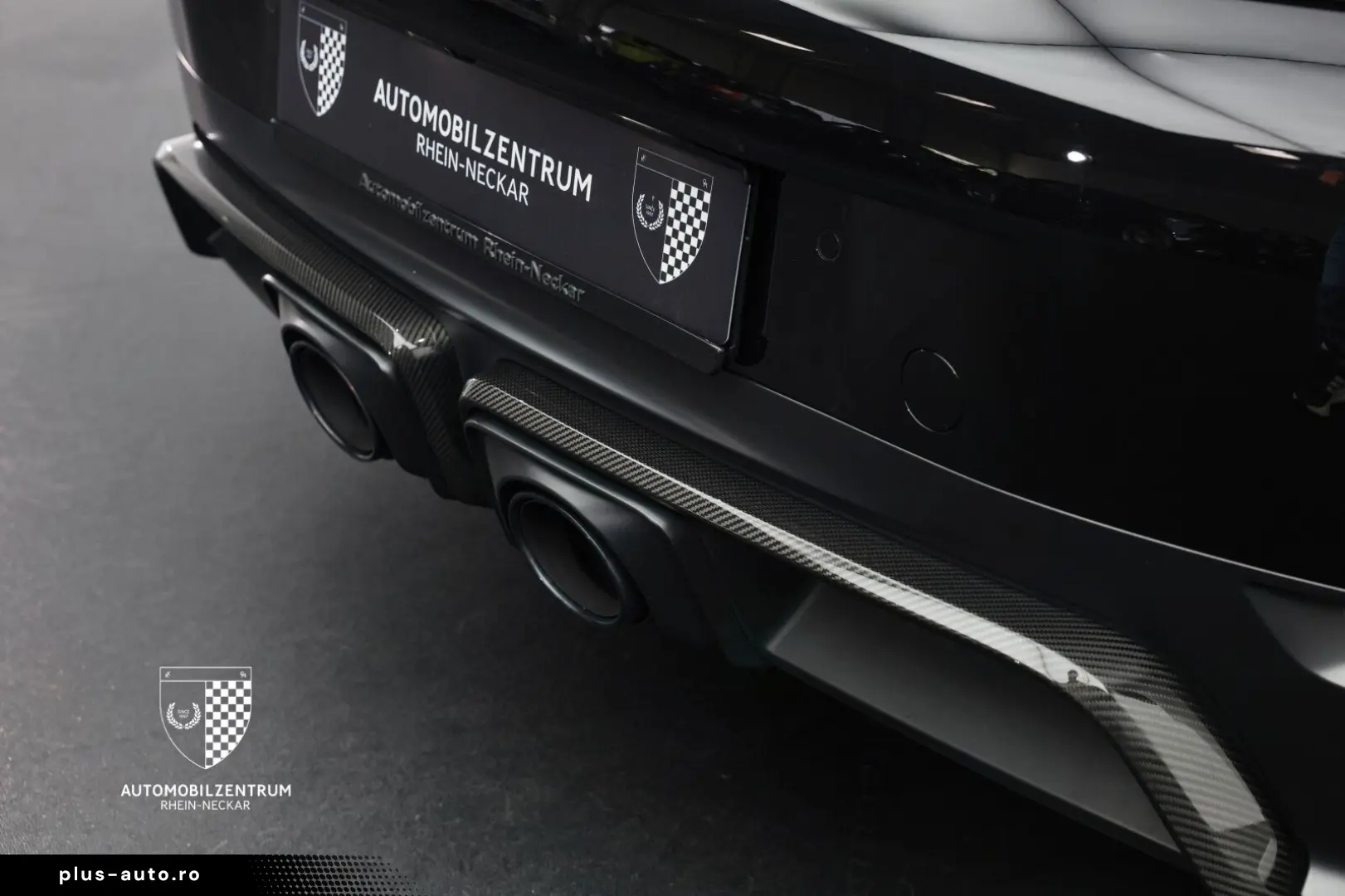 PORSCHE 911 Carrera GTS Sportabgas Carbon BOSE