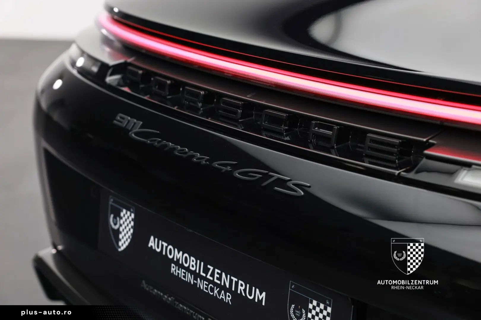 PORSCHE 911 Carrera GTS Sportabgas Carbon BOSE
