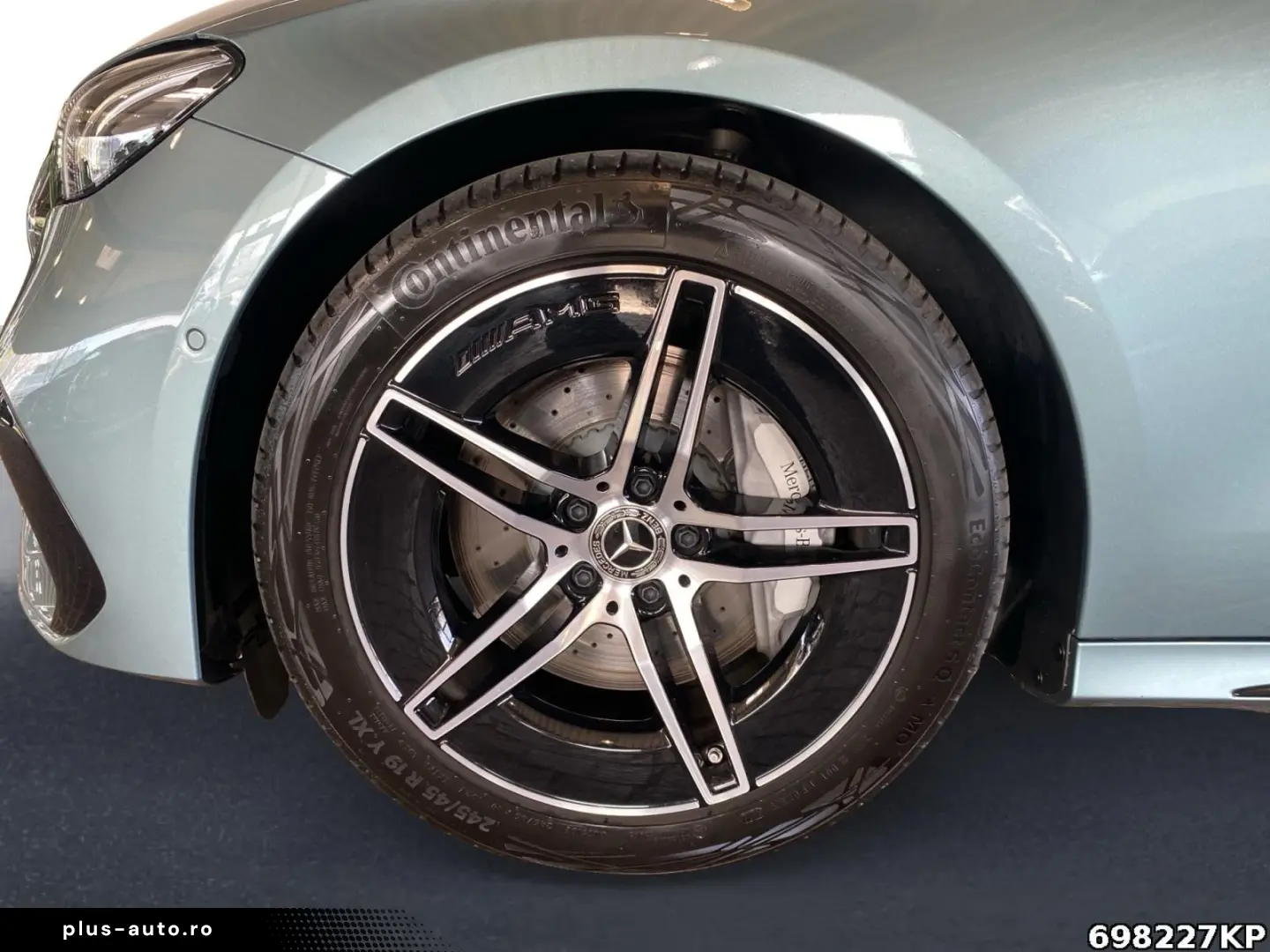 MERCEDES-BENZ E 220 d AMG AHK Night Totw. Kamera Amb&hellip;