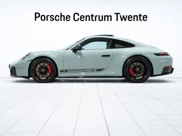 PORSCHE 992 Carrera GTS