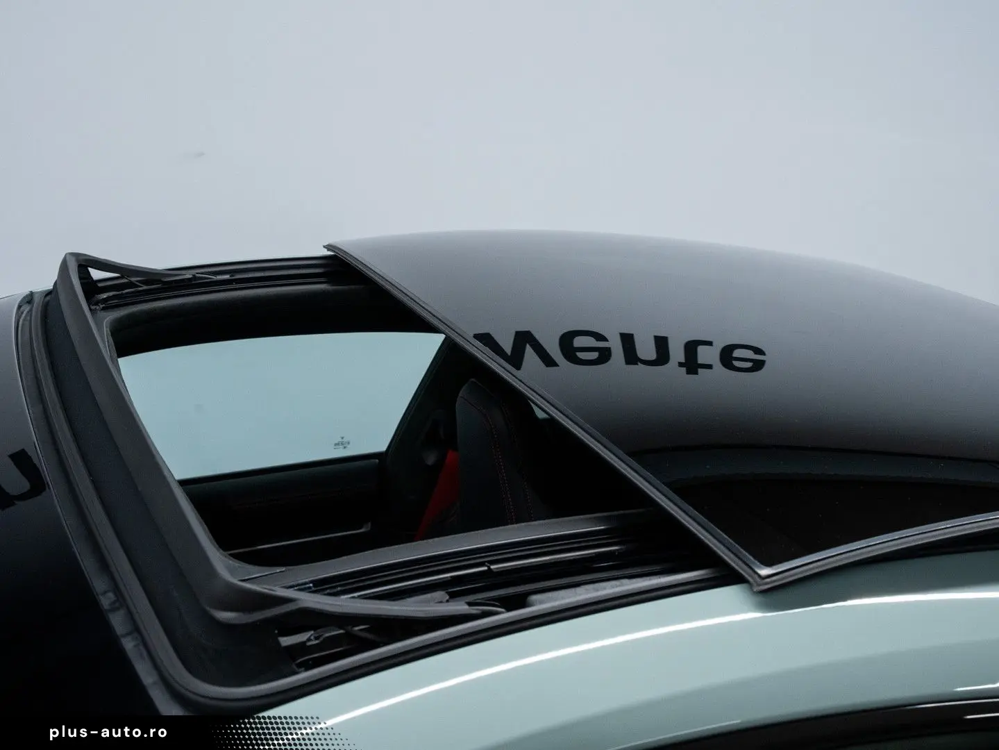 PORSCHE 992 Carrera GTS