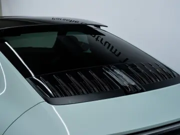 PORSCHE 992 Carrera GTS