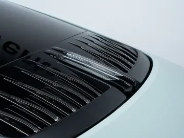 PORSCHE 992 Carrera GTS