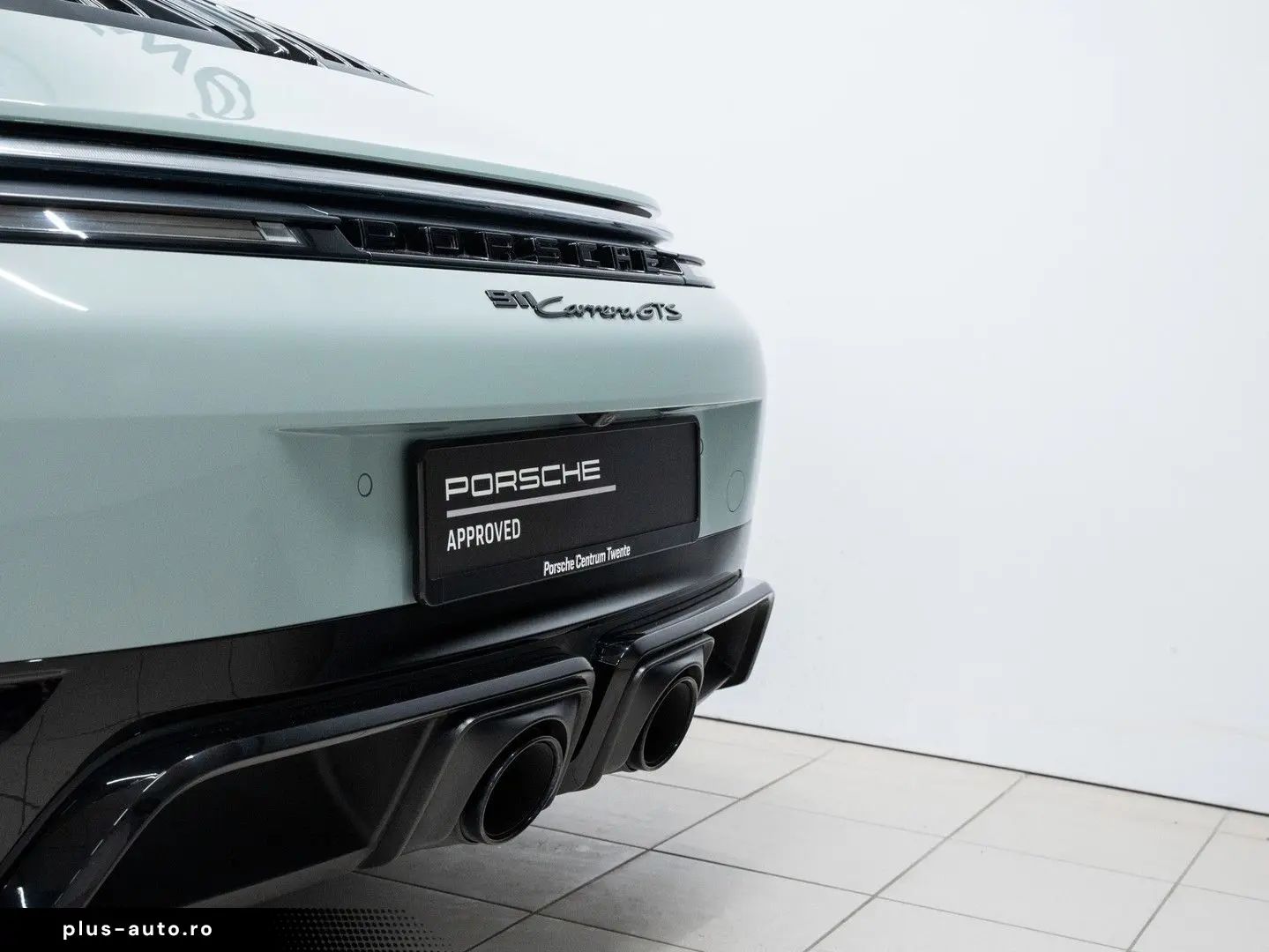 PORSCHE 992 Carrera GTS
