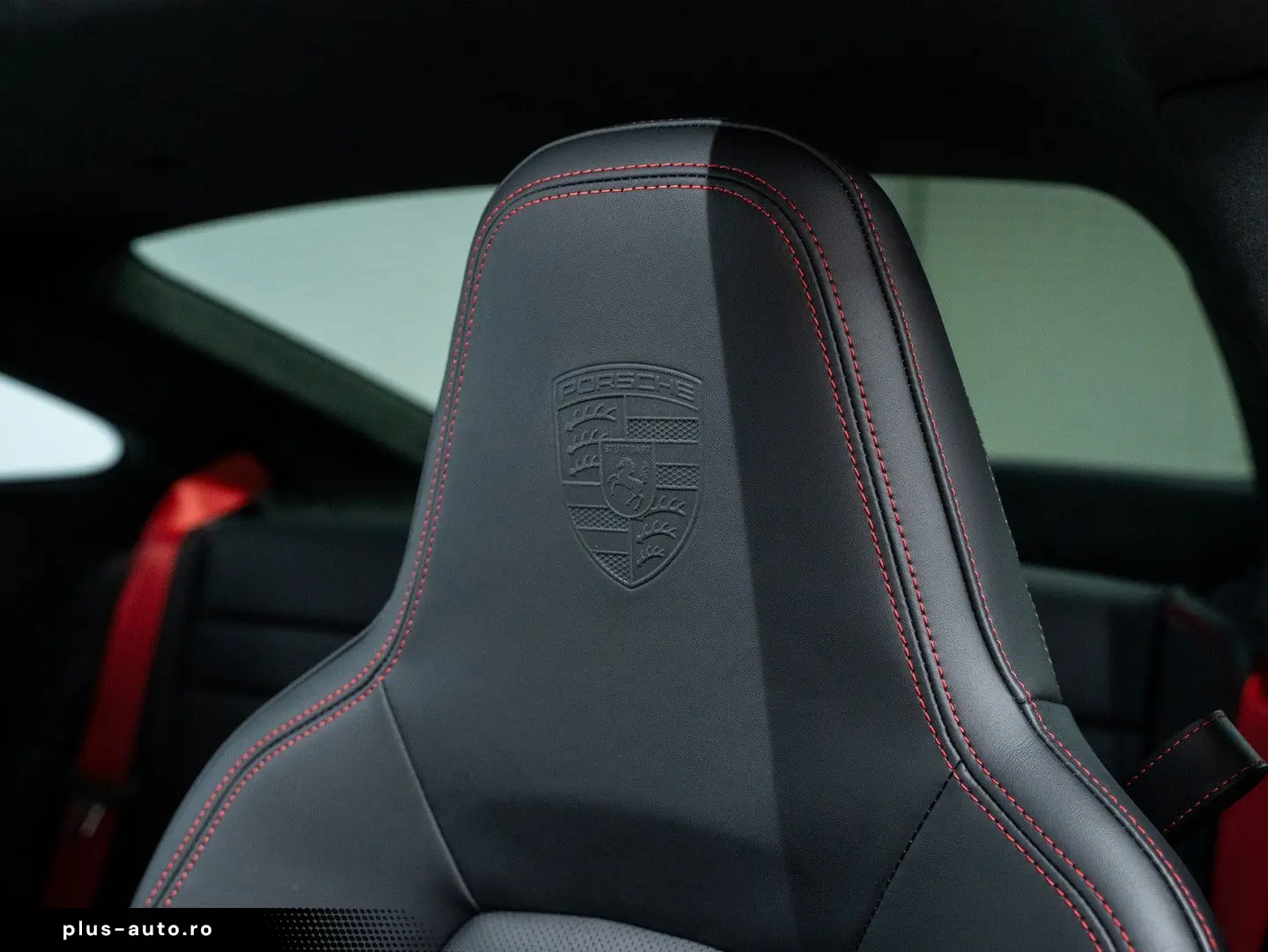 PORSCHE 992 Carrera GTS