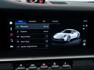 PORSCHE 992 Carrera GTS