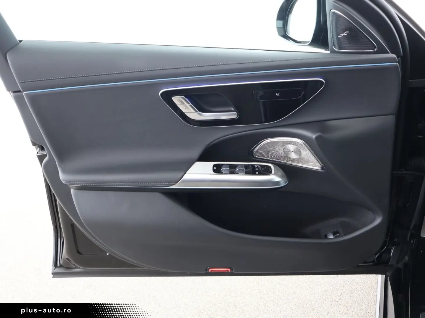MERCEDES-BENZ E 200 AMG Night AHK Burmester 4D Distronic
