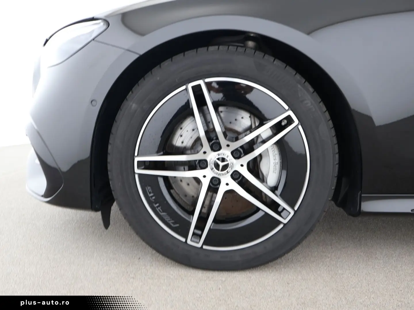 MERCEDES-BENZ E 200 AMG Night AHK Burmester 4D Distronic