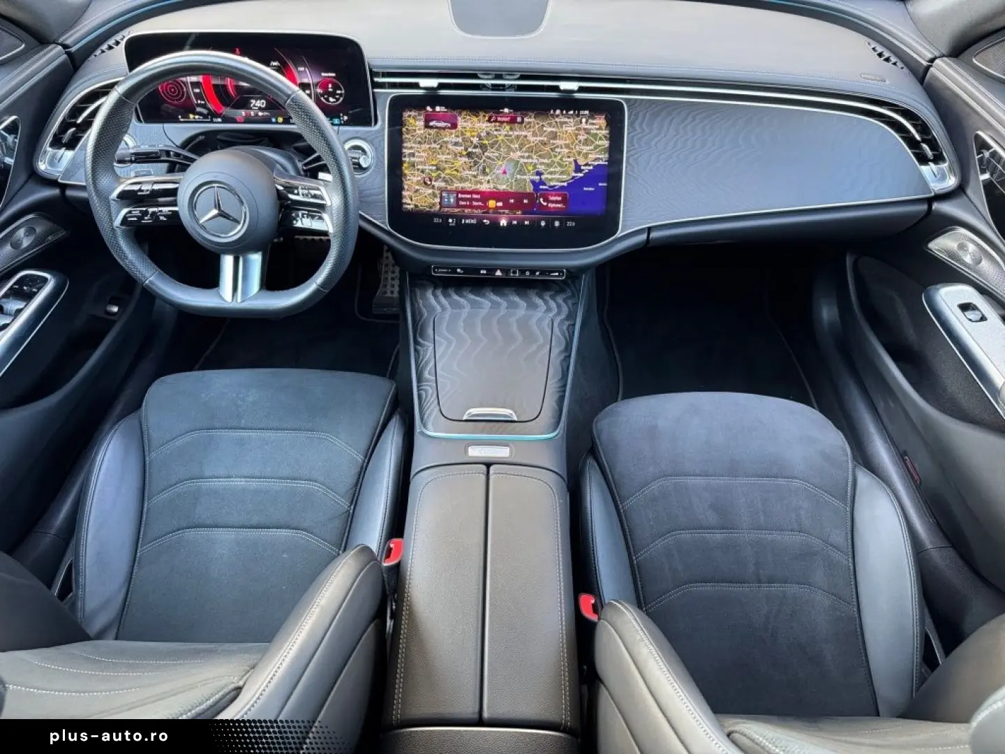 MERCEDES-BENZ E 220 d AMG  20''  Pano-D.  &hellip;