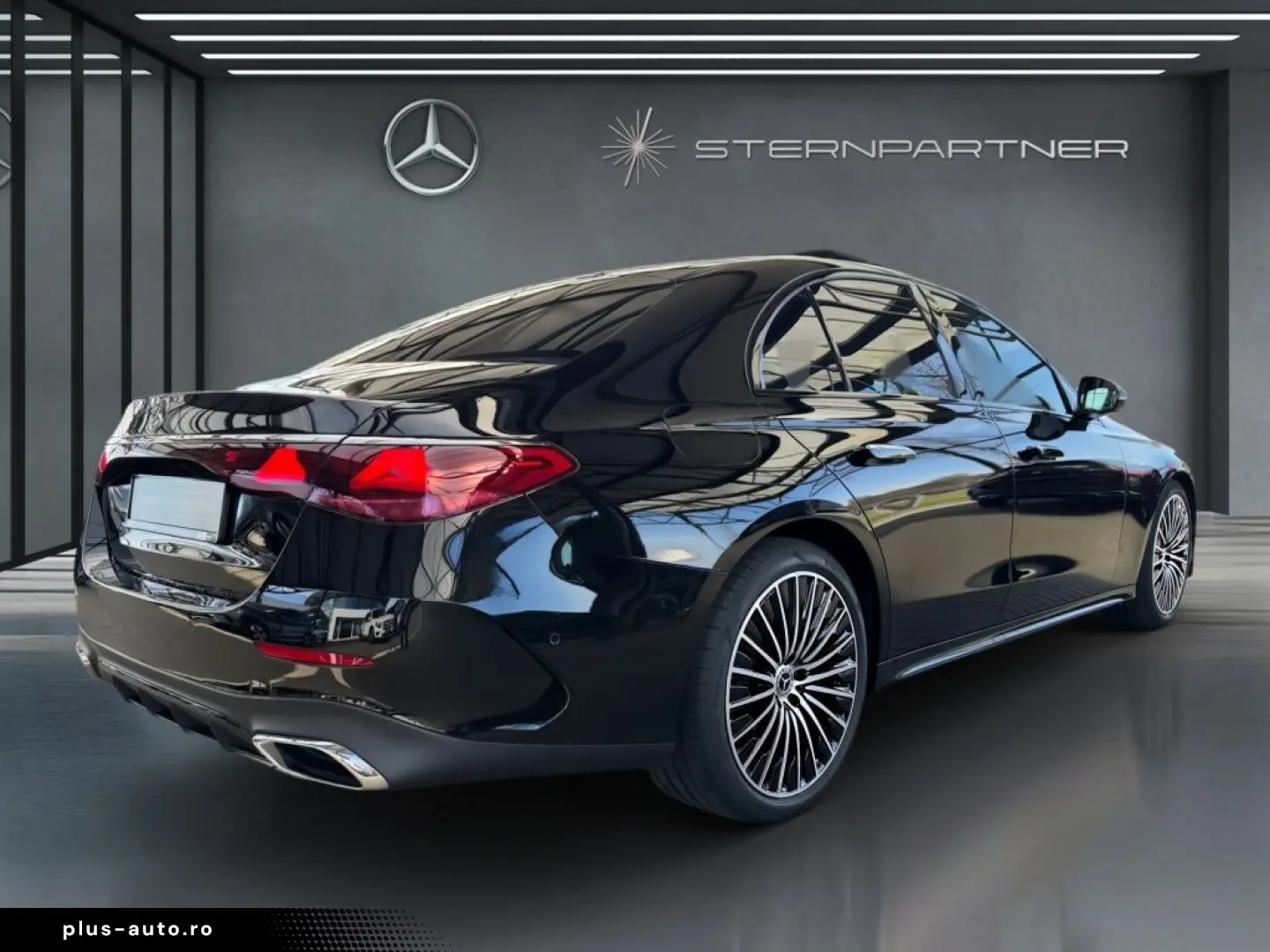 MERCEDES-BENZ E 220 d AMG  20''  Pano-D.  &hellip;