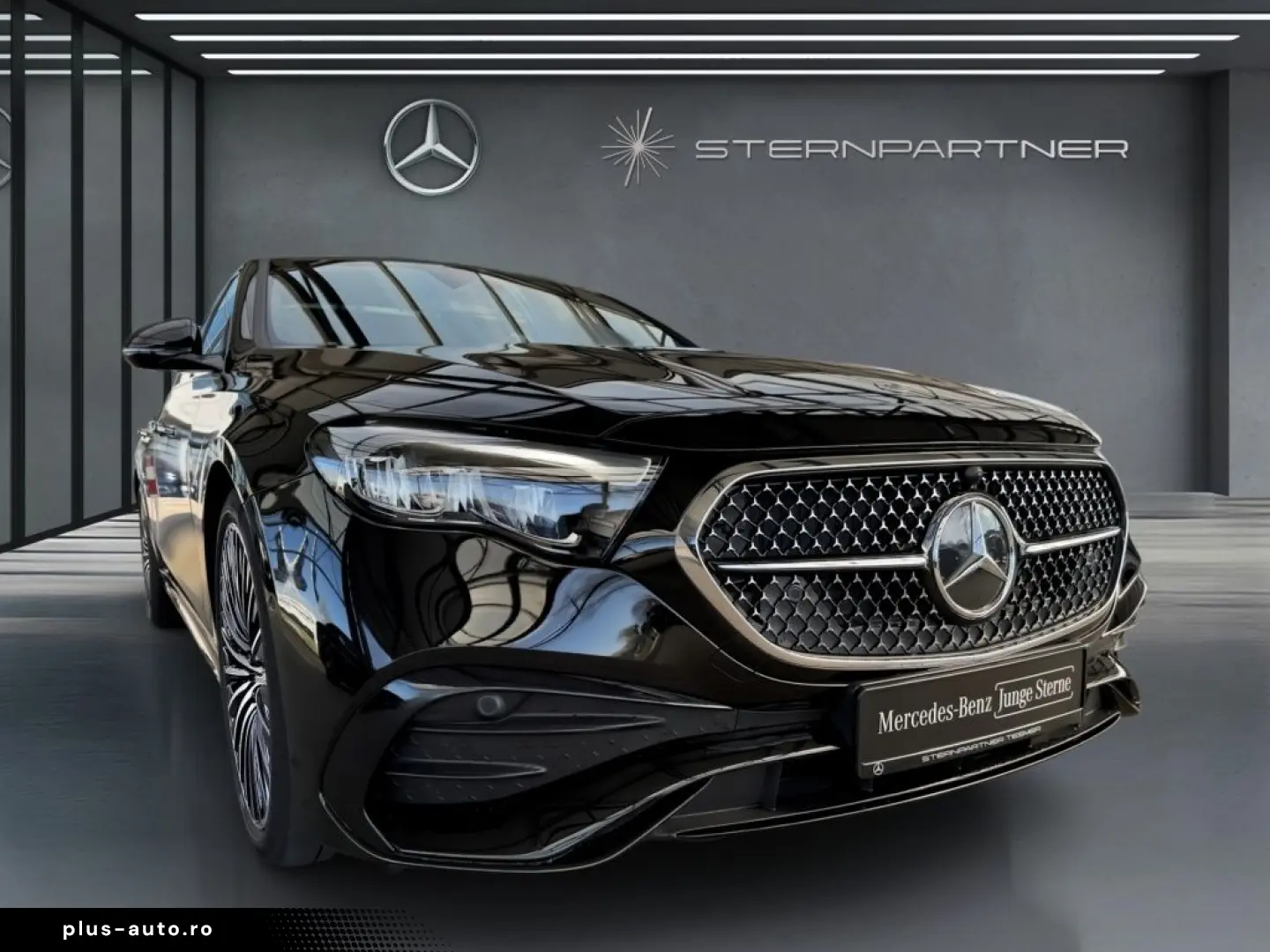MERCEDES-BENZ E 220 d AMG  20''  Pano-D.  &hellip;