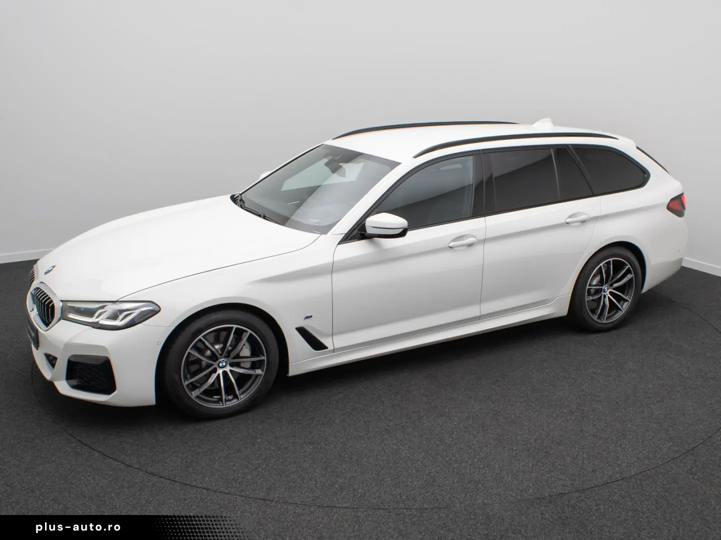 BMW 530i M Sport Kamera HUD DAB Alarm HiFi 4xKlima