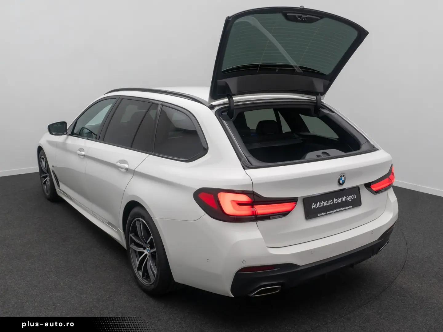 BMW 530i M Sport Kamera HUD DAB Alarm HiFi 4xKlima