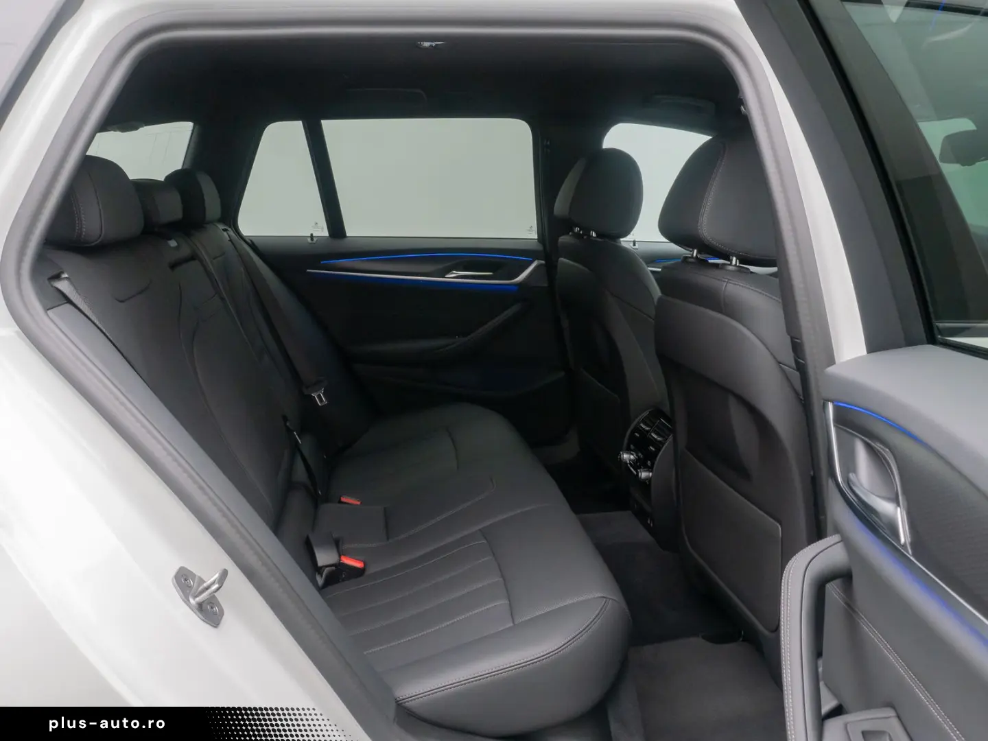 BMW 530i M Sport Kamera HUD DAB Alarm HiFi 4xKlima