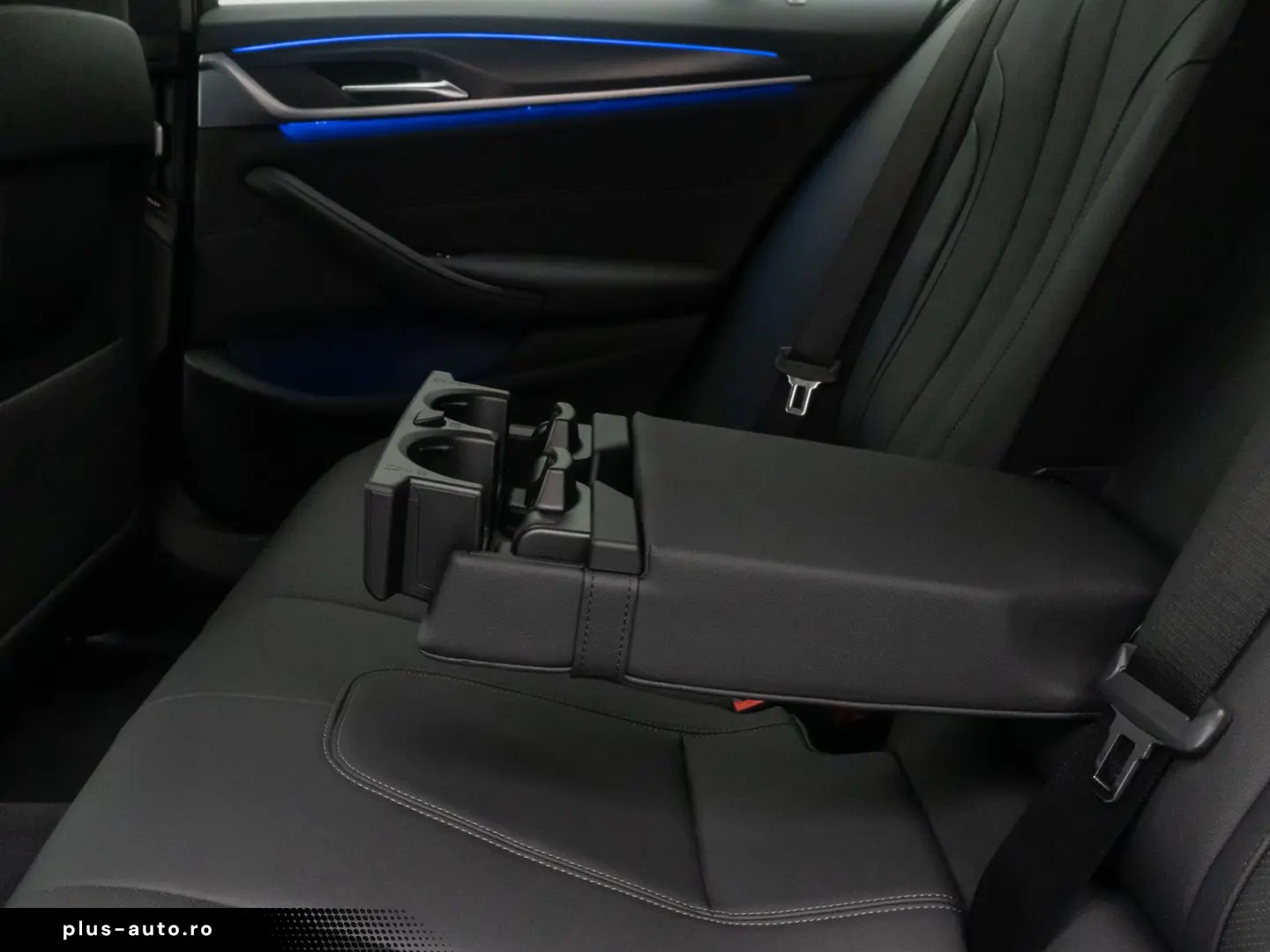 BMW 530i M Sport Kamera HUD DAB Alarm HiFi 4xKlima