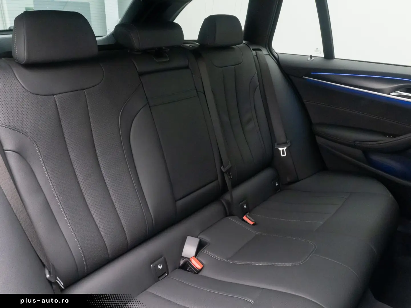 BMW 530i M Sport Kamera HUD DAB Alarm HiFi 4xKlima