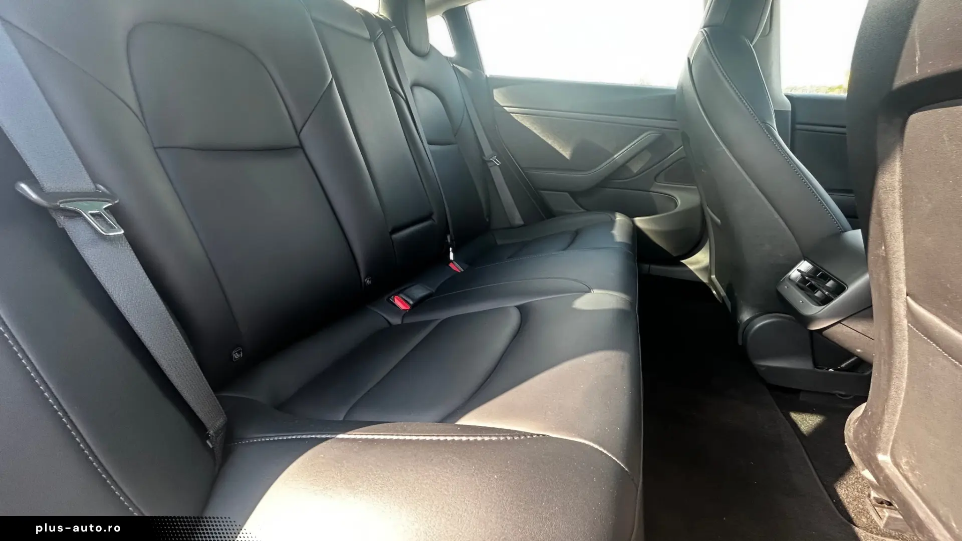 Tesla Model 3 Long Range Dual Motor   carlig de remorcare