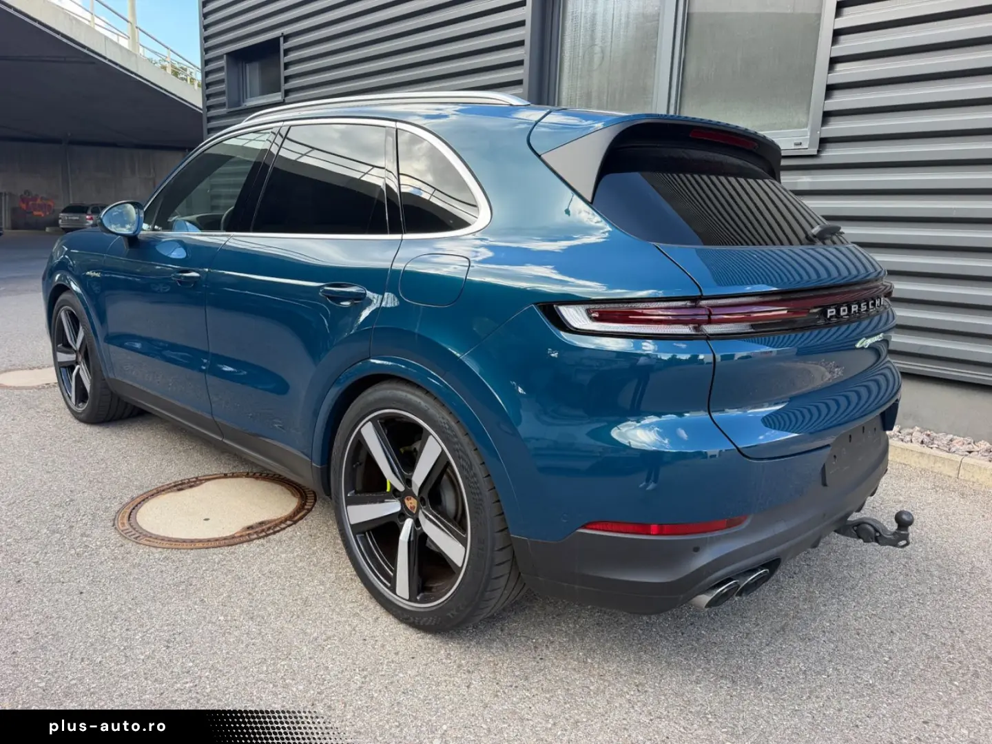 PORSCHE Cayenne S E-Hybrid Pano HA-Lenk PDCC AHK 22