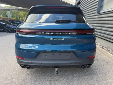 PORSCHE Cayenne S E-Hybrid Pano HA-Lenk PDCC AHK 22