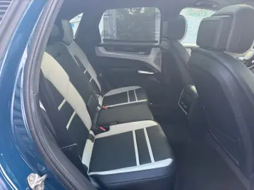 PORSCHE Cayenne S E-Hybrid Pano HA-Lenk PDCC AHK 22