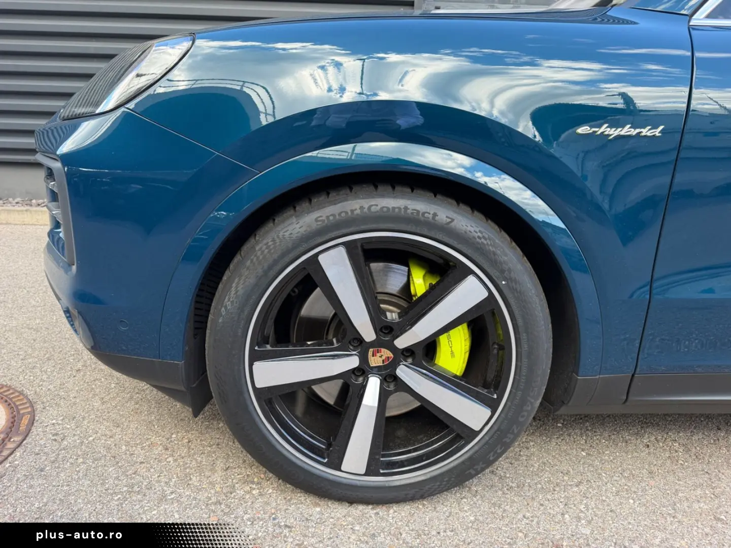 PORSCHE Cayenne S E-Hybrid Pano HA-Lenk PDCC AHK 22