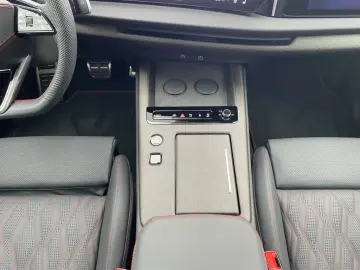 NOUL Audi Q7 SUV TDI quattro 220 kW tiptronic