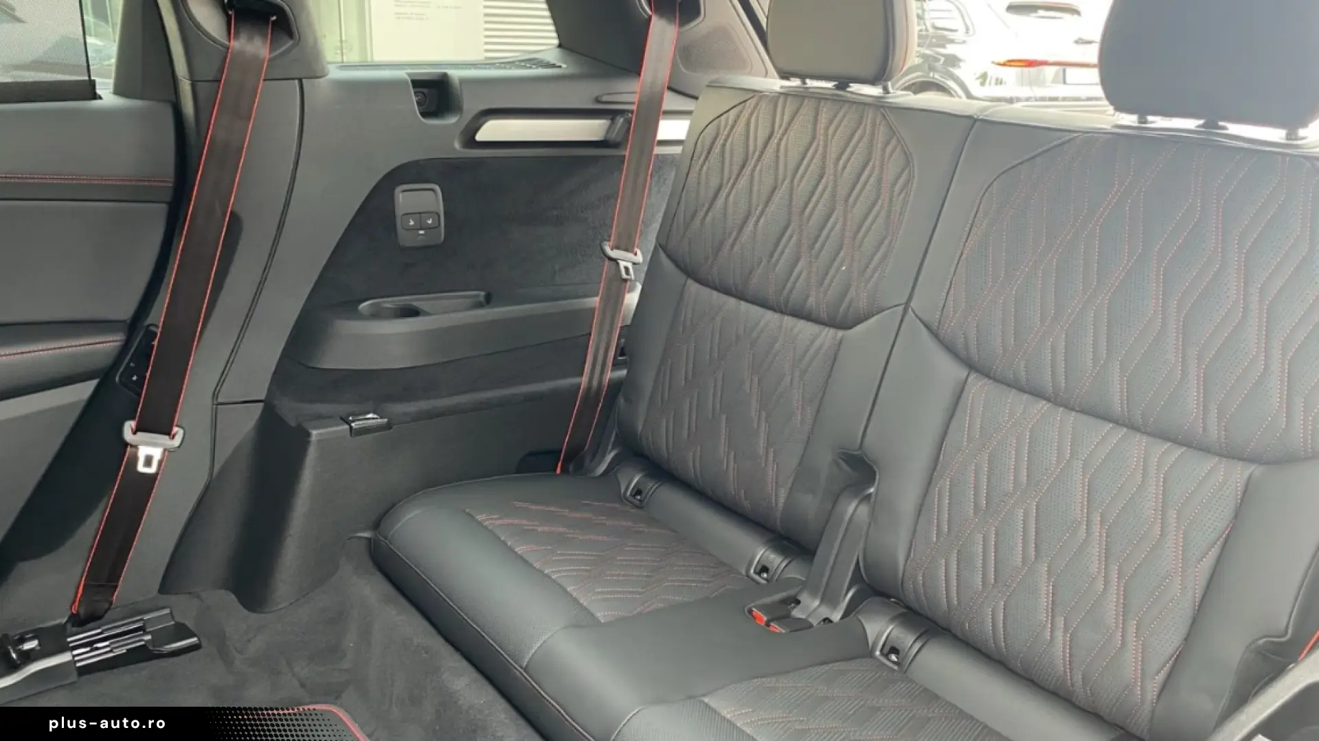 NOUL Audi Q7 SUV TDI quattro 220 kW tiptronic