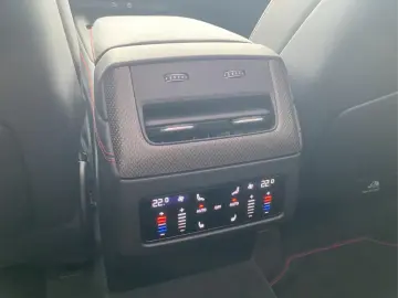 NOUL Audi Q7 SUV TDI quattro 220 kW tiptronic