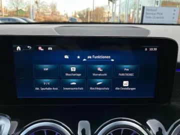 MERCEDES-BENZ GLB 200 d AMG Night Multibeam AHK Sitz…